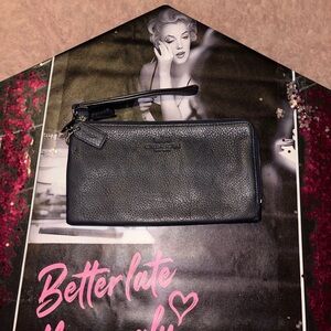 Coach Dark Navy Leather Double Zippered Wristlet Clutch